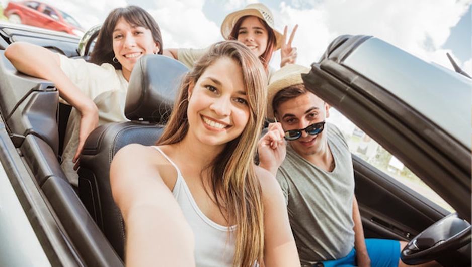 Araç Kiralamalarında <span class="tl">₺</span>250 Bi'öğrenci İndirimi